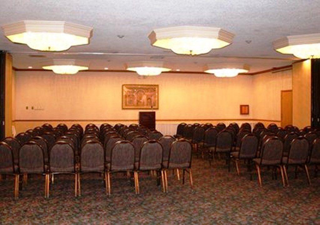 Clarion Inn Conference Center Modesto Zewnętrze zdjęcie
