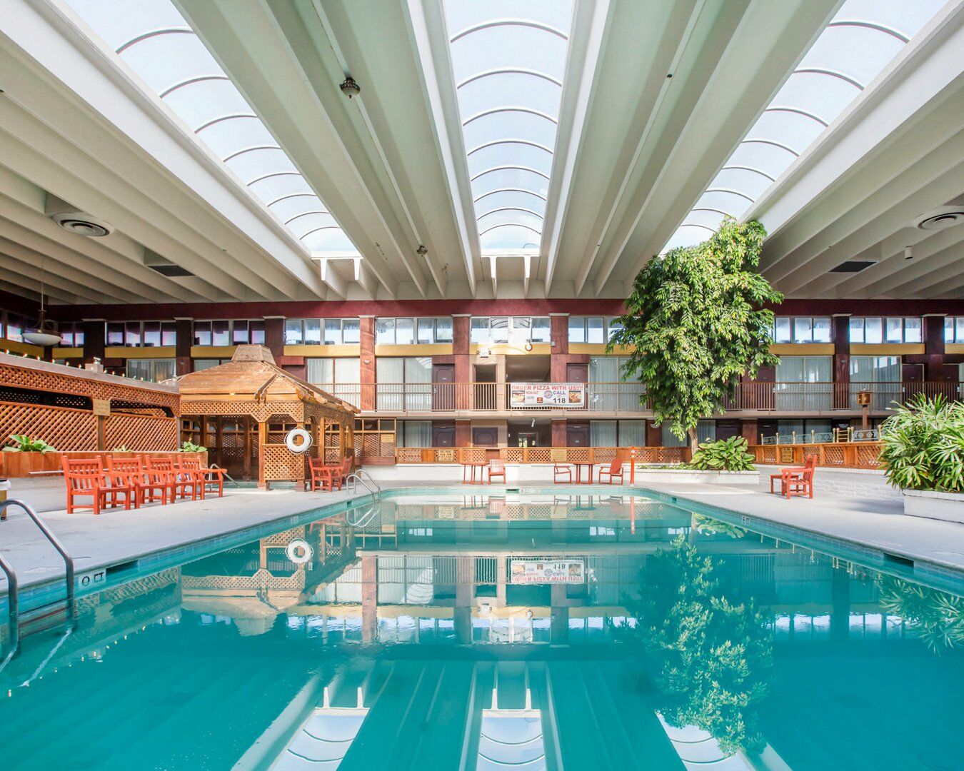 Clarion Inn Conference Center Modesto Zewnętrze zdjęcie